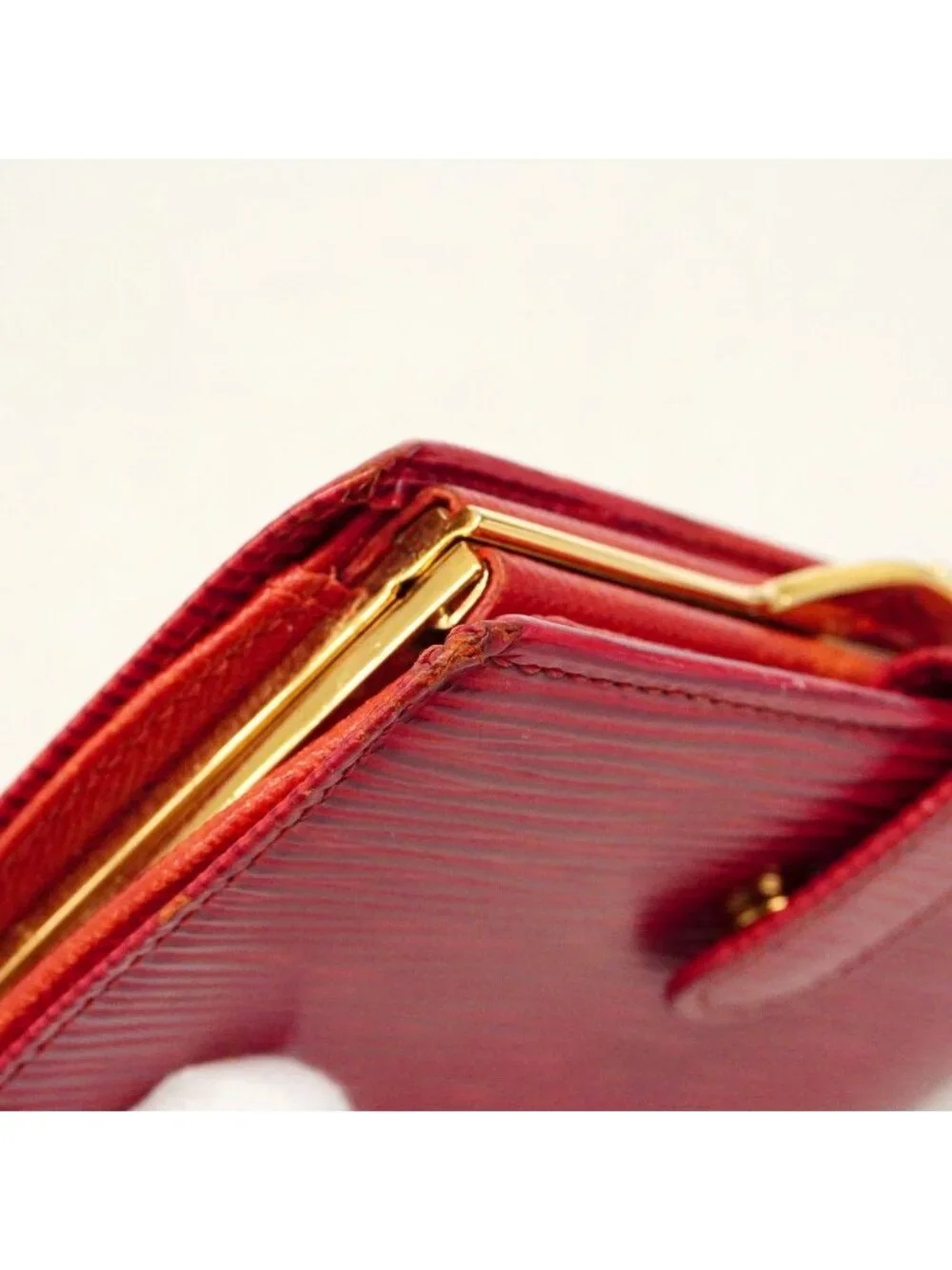Louis Vuitton Wallet Epi Portomonevie Viennois Castilian